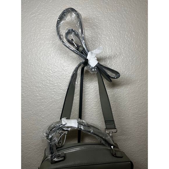 NWT Steve Madden Olive Breese Crossbody - Picture 13 of 13